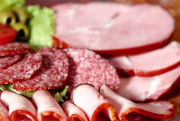 Un ministru australian califica drept „o farsa” raportul OMS privind carnea procesata