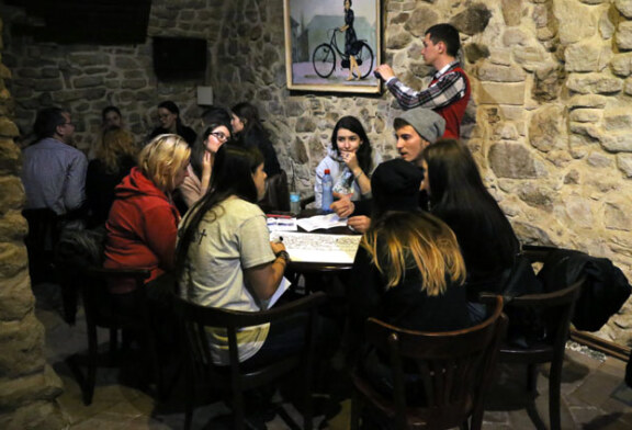 Cafeneaua publica cu tema „Volunteering for Inclusion”, eveniment marca Fundatia Somaschi (FOTO)