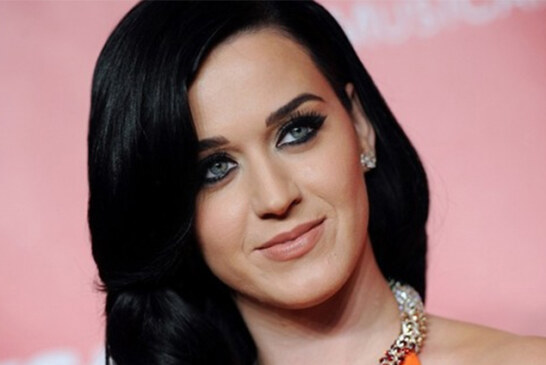 Cantareata Katy Perry conduce topul celor mai influente si urmarite conturi de pe Twitter