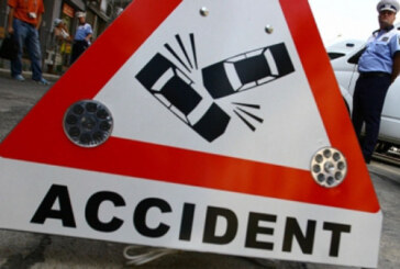 UPDATE – Accident la Vadu Izei: Un autoturism s-a rasturnat