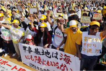 Circa 50.000 de japonezi au protestat la Okinawa impotriva bazelor militare americane