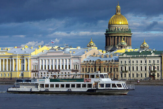Sankt Petersburg-ul lui Vladimir Putin poate fi descoperit printr-un tur cu ghid