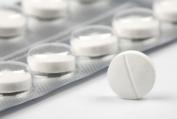 Varstnicii care iau zilnic aspirina se confrunta cu un risc sporit de hemoragii digestive