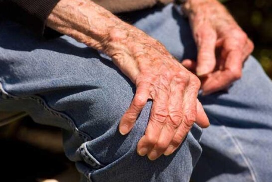 Trei organizaţii ale pensionarilor solicită ministrului Muncii o întrevedere pentru a discuta situaţia pensiilor