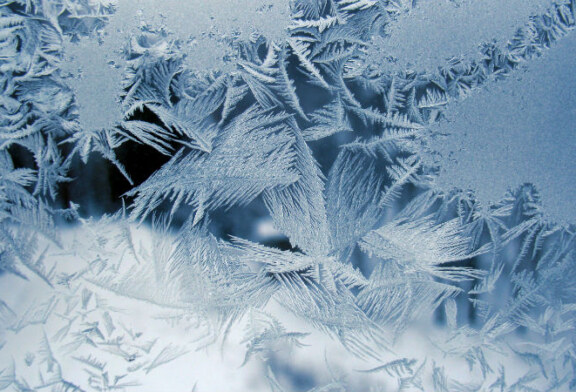 Meteo: Cel mai rece a fost la Targu Lapus -11 grade C si la Sighetu Marmatiei -10 grade C. Luni sunt anuntate temperaturi minime de -13 grade C