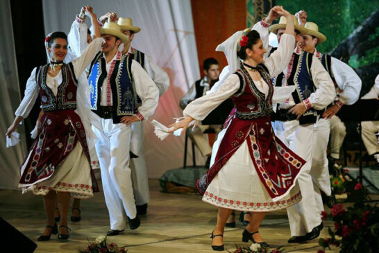 Luna plina pentru Ansamblul Folcloric National „Transilvania”. Spectacole in Israel si Baia Mare