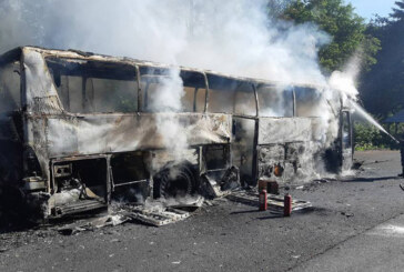 Un autocar a luat foc in Pasul Gutai. Ce s-a intamplat cu pasagerii