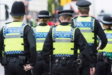Brexit: Politia britanica se pregateste pentru tulburari in Irlanda de Nord
