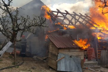Incendiu la o casa si o anexa gospodareasca din Viseu de Sus (VIDEO&FOTO)