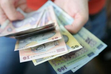 Spirit civic la Sighetu Marmației: Bani găsiți lângă cinematograf și predați poliției