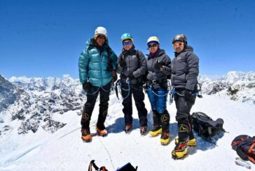Trei surori din Nepal au scris istorie după ce au reuşit să cucerească împreună vârful Everest