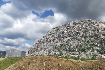 MIROSURI GREU DE SUPORTAT – Măsurători la groapa de gunoi de la Satu Nou de Jos