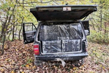 RONA DE SUS – Mașină abandonată găsită de autorități într-o pădure