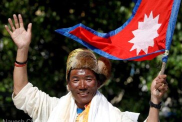 Un nepalez a escaladat muntele Everest de 26 de ori, un număr record