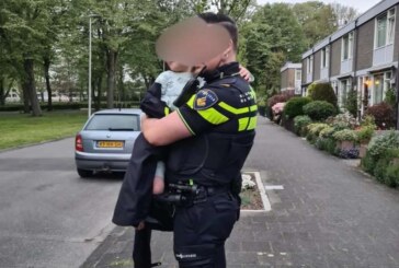 Ţările de Jos: Un băieţel de 4 ani a luat maşina mamei ”la o plimbare”, avariind două autoturisme