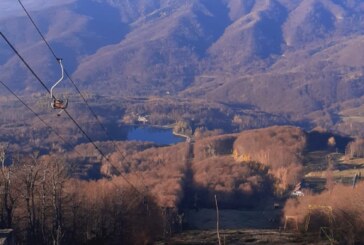FOTO: Vedere de pe vârful Mogoșa