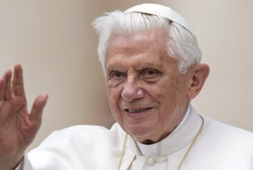 Fostul papă Benedict al XVI-lea a murit