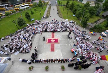 Peste 2000 de elevi implicați în proiectul “Maramureș, Țara Voievozilor, Eroilor și Sfinților” (FOTO)