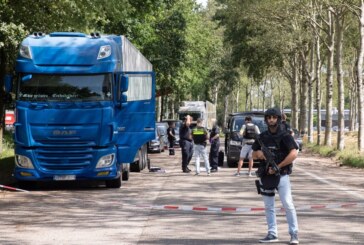 Camion din Maramureș, percheziționat de criminaliști într-o parcare din Olanda