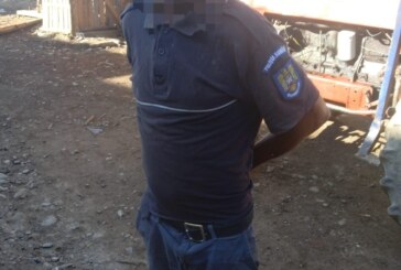 Fals polițist depistat pe DJ 171. Cu-n tricou comandat pe internet s-a dat drept polițist în Maramureș